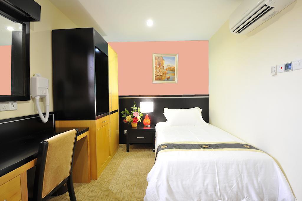 Hallmark Crown Hotel Malacca Eksteriør bilde