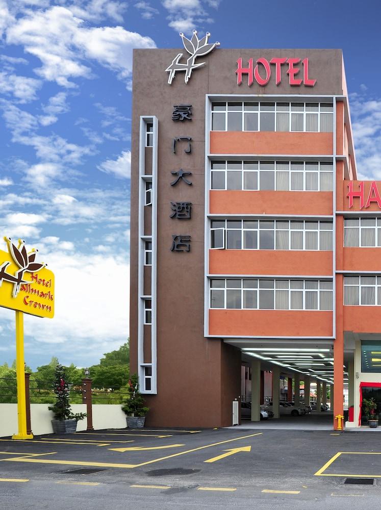 Hallmark Crown Hotel Malacca Eksteriør bilde