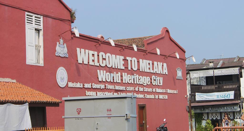 Hallmark Crown Hotel Malacca Eksteriør bilde