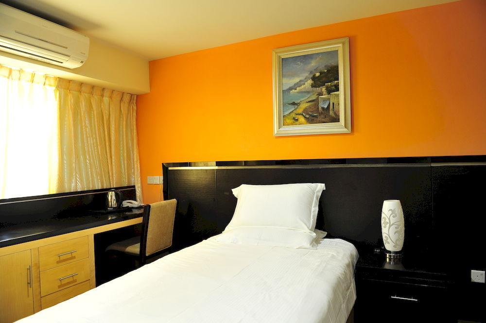 Hallmark Crown Hotel Malacca Eksteriør bilde
